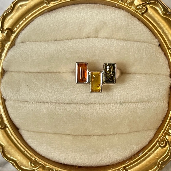 3 stone 3 color amber step ring, sterling silver, size 8 - Picture 11 of 13